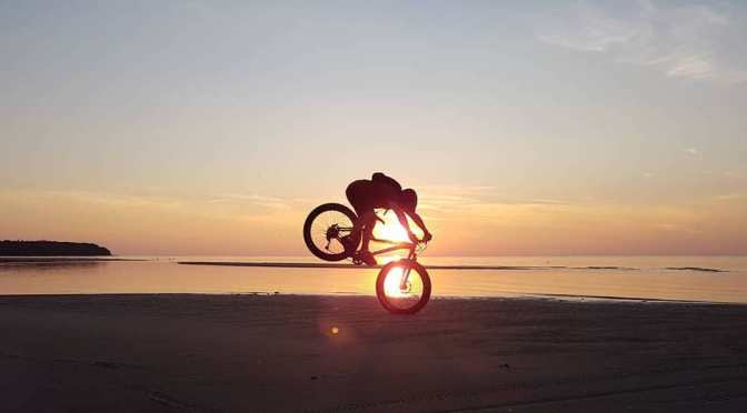 Fat Photo of the Month:  Sunset Beach – Fatbike Dave’s Version