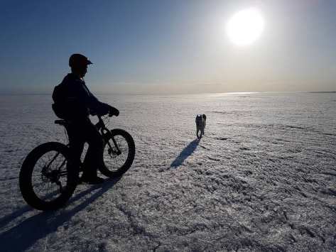 Dave Cushnie Fatbike - Lake Wpg 20 Apr 2018